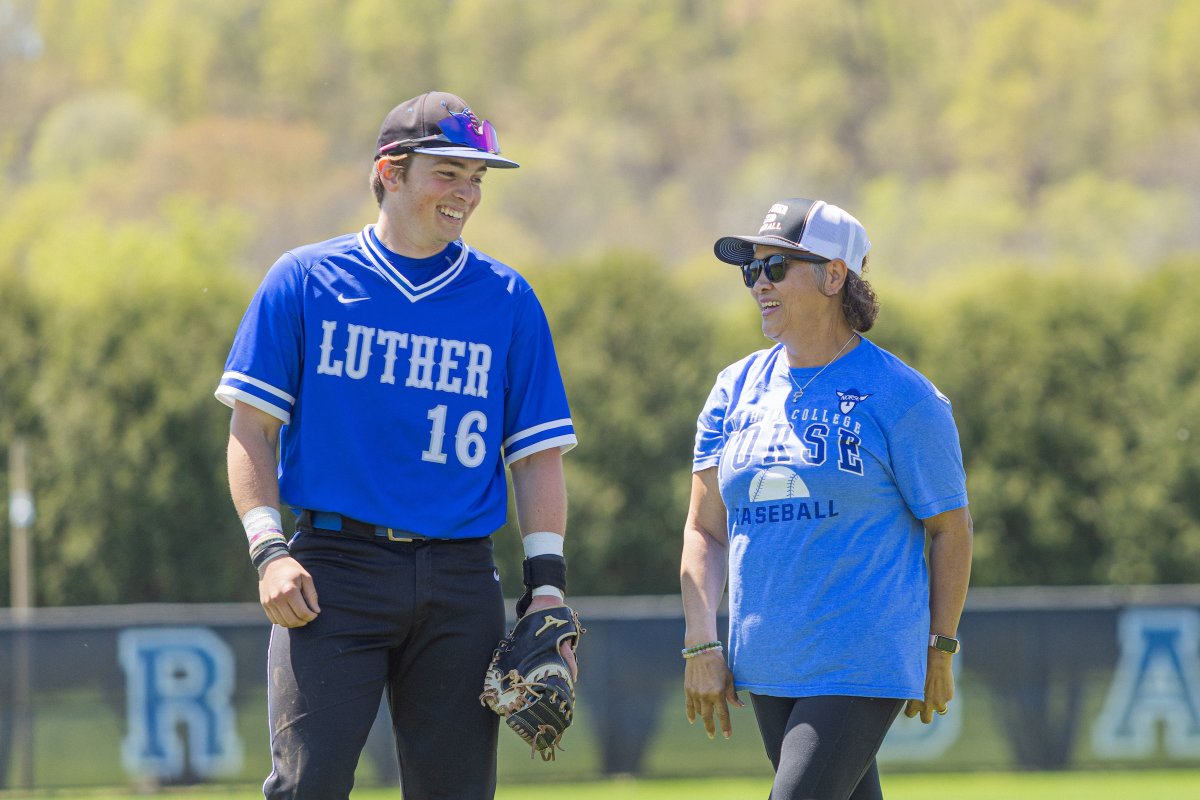 luthercollege's tweet photo. Today is Luther's fifth annual One Team Day! 👏 

This special day is all about rallying behind our student-athletes as they give their all, uplift their teammates, and carry forward Luther's proud athletic tradition.

Learn how you can give 👉 https://t.co/4LBAm2zpl8 https://t.co/n3aqT90XHc