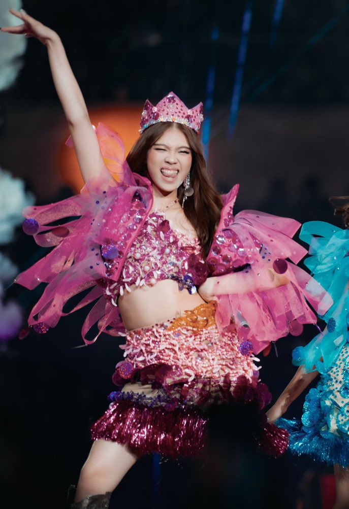 me when i see stacey: 💖💗💝💞🌸💕 💘🌸💌🌷 🍒🌸💗💖🌹💘🌸💞

me when i hear about stacey: 🩷🌸🍓🌷💖🌸💖💘🌸💘💞🌹💗🌹💗💐💌🌸💌🍒🌸🌷💞

me when i think about stacey: 💘🌸💘💗🌷🌸🌷💞🩷💞💖🌸💖🌹💖🌸🩷💌🌸💐🧚🏼‍♀️🩷💝🌷💞

stacey’s existence: 🌸🌷💗🌸💗💝🌸💘💞💖💌💖💐🌹🌷🩷🍒