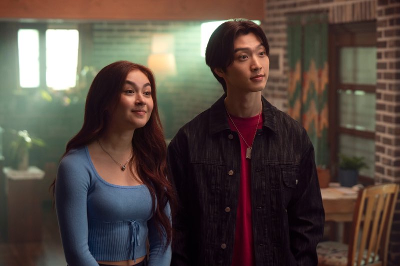 FilmUpdates's tweet photo. First look at ‘XO, Kitty’ Season 2.
Premiering January 16 on Netflix. https://t.co/UsDonSOIr4