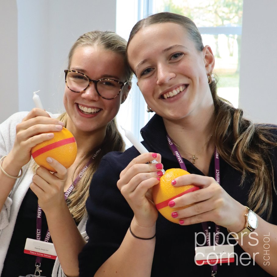 PipersCornerSch's tweet image. There&apos;s no let up during a busy week at Pipers. 

Our #PipersSixthForm tutor groups came together today to support the #PipersPrePrep and #PipersPrep departments in creating over 160 Christingles for their Junior Service this weekend. 

We had a large number of our Legally Blonde…