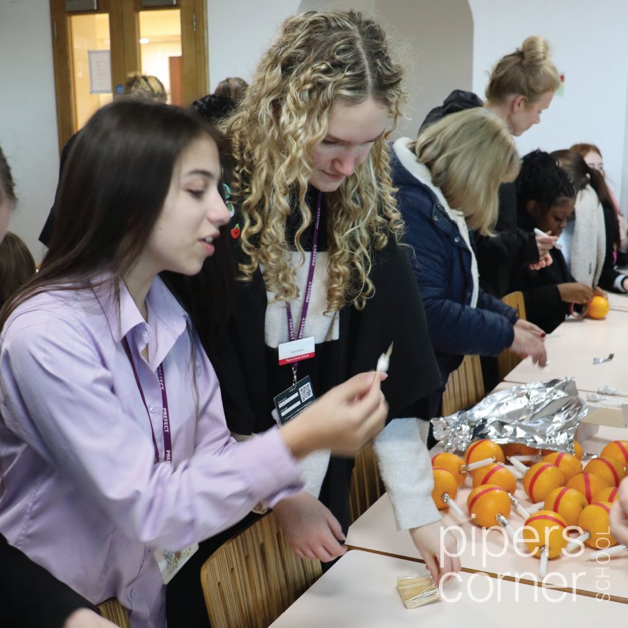 PipersCornerSch's tweet image. There&apos;s no let up during a busy week at Pipers. 

Our #PipersSixthForm tutor groups came together today to support the #PipersPrePrep and #PipersPrep departments in creating over 160 Christingles for their Junior Service this weekend. 

We had a large number of our Legally Blonde…