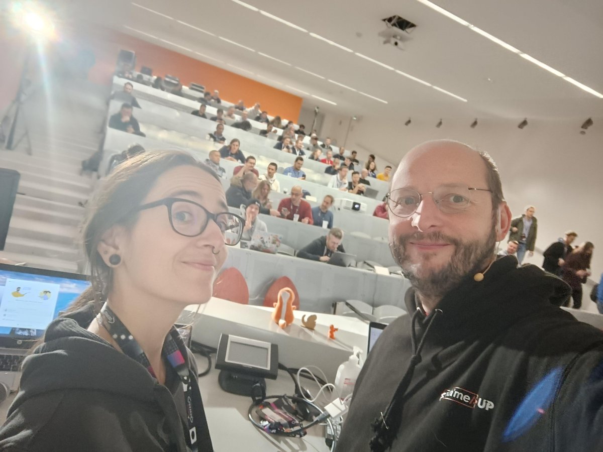 Merci <a href="/DevfestSXB/">Devfest Strasbourg</a> ! C'était super cool.

Les slides de notre talk avec <a href="/hanatori13/">hanatori</a> sont disponibles : devfest-strasbourg-2024.yodamad.fr et les demos sont sur <a href="/gitlab/">🦊 GitLab</a> : gitlab.com/yodamad-worksh…