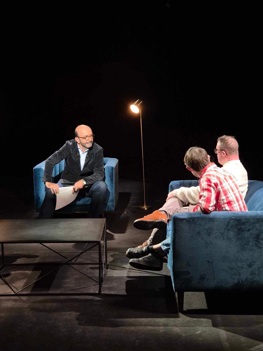 🎬 Sur le tournage de notre émission #UneRencontrePourPapoter, réalisée en interne pour nos collaborateurs, en clin d'œil aux #RencontresduPapotin.

🎯Objectif, sensibiliser au #handicap et en apprendre plus sur le quotidien des personnes porteuses de #Trisomie21 !

#SEEPH2024