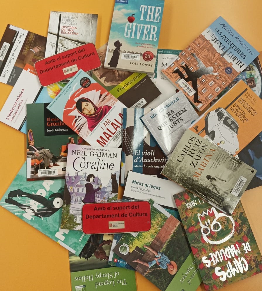 Novetats a la #biblioalella! 🧐 

Noves lectures obligatòries d'ESO i Batxillerat 📚

❗Adquirides gràcies a la subvenció #OSIC, amb el suport del Departament de Cultura de la Generalitat de Catalunya.

#Bibliotequesxbm #BibliosMaresme #AlellaFemCultura #bibliotequescat