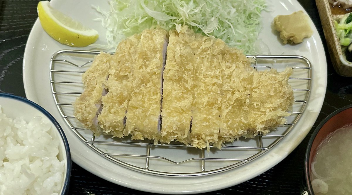 鈴鹿アパートメント tweet media