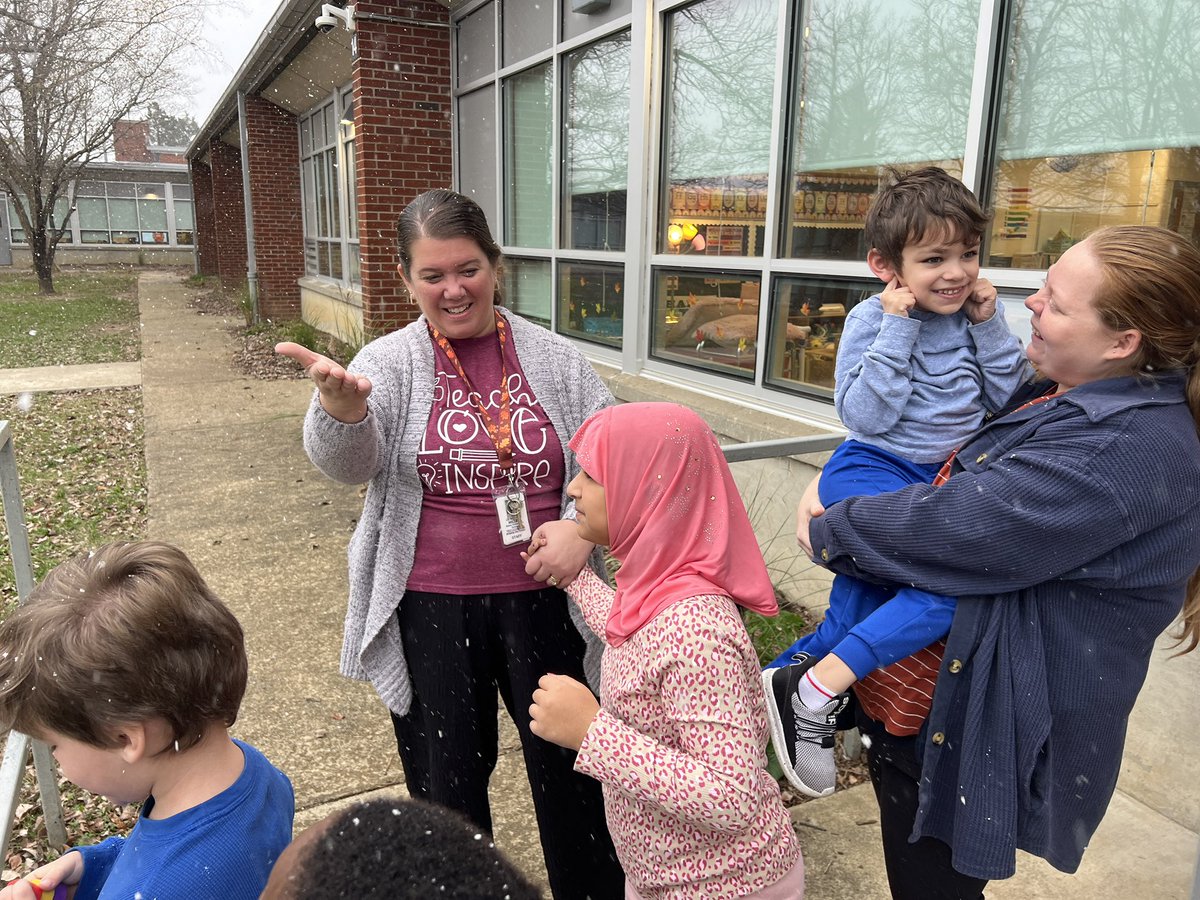 Bates Elementary tweet media