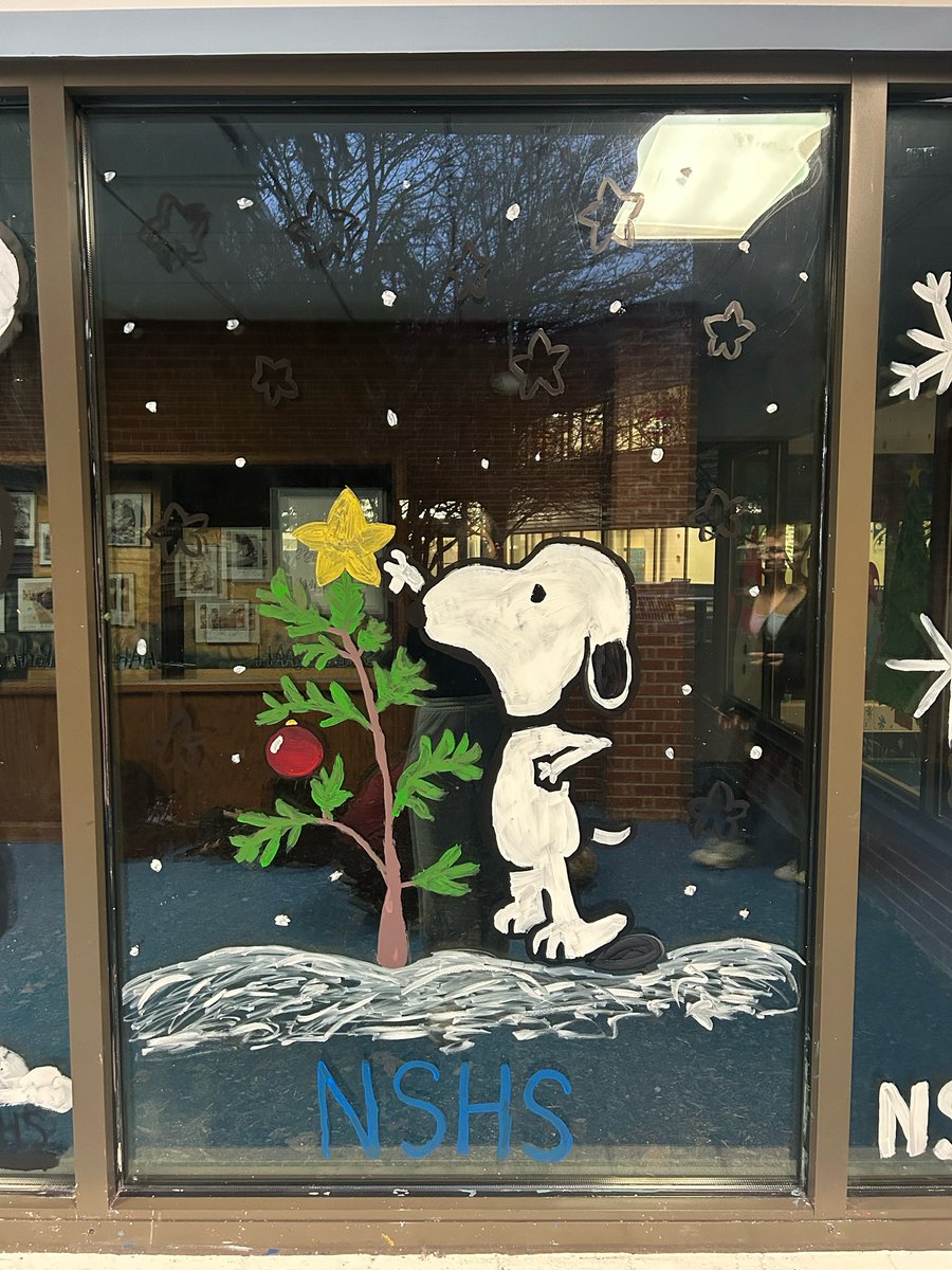 Spanish Honor Society had a blast collaborating with InterAct &amp; Culture Connect Clubs to get ready for the holiday season. All money raised this week goes to Together We Cope.