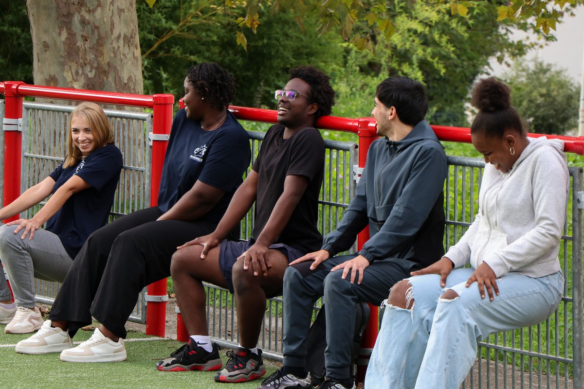 🚦 Journée « ensemble pour la prévention » !
Le 7 novembre, la Macif s’est associée à l’Epide, l’E2C Marseille et la Maison de l’Apprenti pour sensibiliser les jeunes aux dangers de la route.
Au programme : simulation de chocs en voiture, parcours mobilité en trottinettes .. 🛴