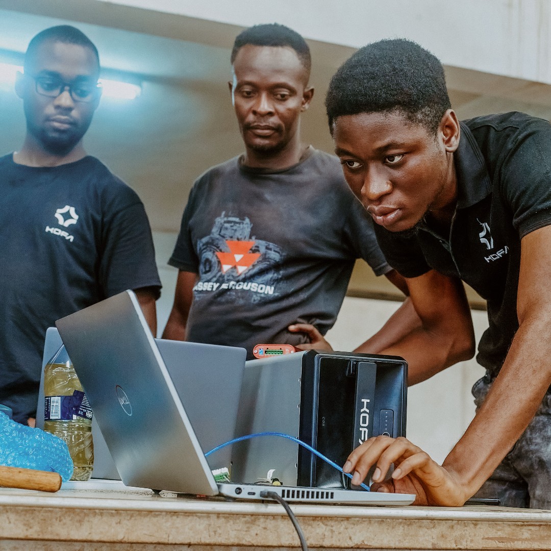 WeAreKofa's tweet image. Join the innovators shaping tomorrow&apos;s energy solutions. At Kofa, our team is redefining power and mobility with passion, creativity, and purpose. Your ideas could be the next step forward. #GoGetIt #TeamAppreciation