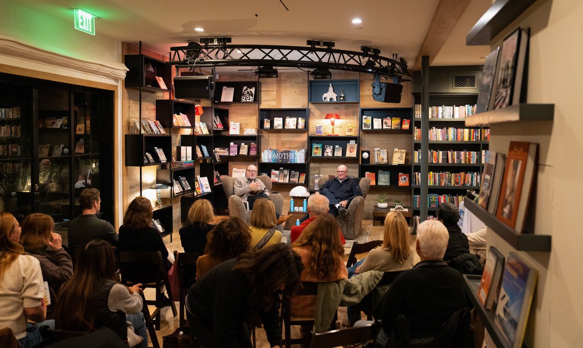 melvillehouse's tweet image. Andrew Davis, co-author of DISTURBING THE BONES, at Godmothers bookstore in Summerland, CA. @AndyDavisFilms 
@inSardigna 

mhpbooks.com/books/disturbi…