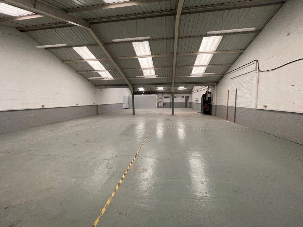 MerrifieldsCS's tweet image. INDUSTRIAL WAREHOUSE THETFORD - TO LET

Kelvin Place is located off Stephenson Way, within the London Road Industrial Estate in Thetford, approximately half a mile from the A11.

📍 9 Kelvin Place, Thetford 
📏 4,370 sq ft (405.97 sq m) 
💰 To rent: £18,500 per annum