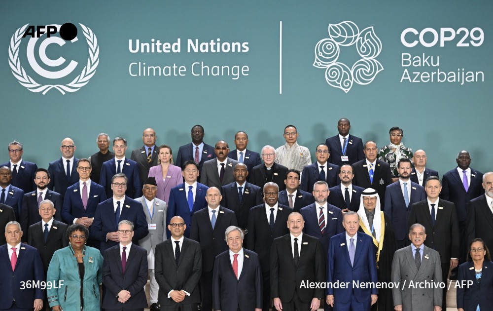 🇪🇸 ¿Qué quiere cada país en la COP29 y quién debería pagar la factura climática? La conferencia sobre el clima de la ONU se centra en encontrar el billón de dólares anual necesario a nivel mundial para ayudar a los países en desarrollo #ednh #AFP u.afp.com/5VEL