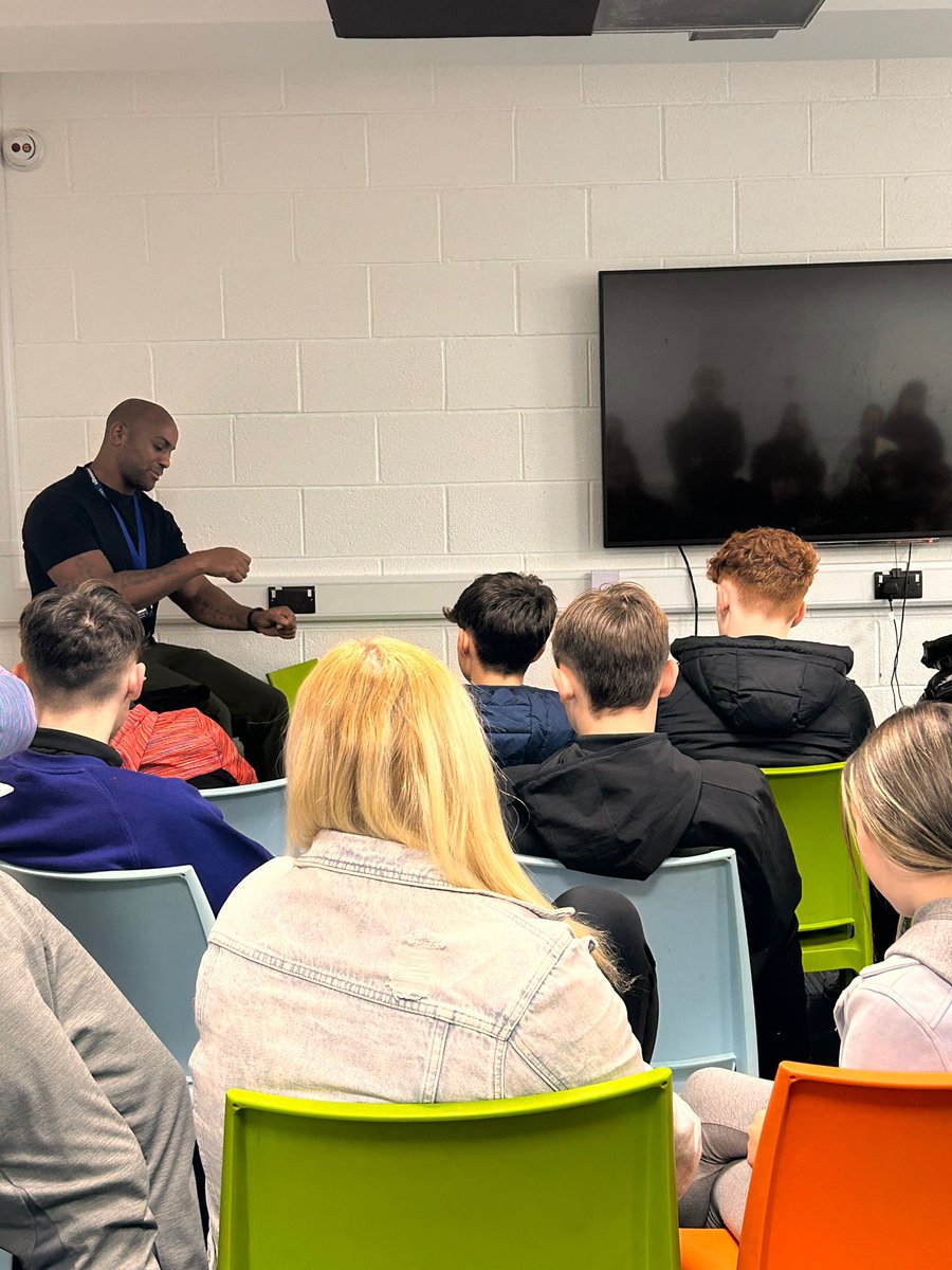 Accrington Stanley Community Trust (@asfccommunity) on Twitter photo 🧗♂️Thanks to <a href="/BurnleyFC_Com/">Burnley FC in the Community</a> for hosting today’s Champions Q & A with Matthew Norford at the Leisure box.
🗣️Alongside teenagers from Blackburn and Burnley, our Accrington representatives took part in a private football and clip and climb session afterwards. 🧗♂️Thanks to <a href="/BurnleyFC_Com/">Burnley FC in the Community</a> for hosting today’s Champions Q & A with Matthew Norford at the Leisure box.
🗣️Alongside teenagers from Blackburn and Burnley, our Accrington representatives took part in a private football and clip and climb session afterwards.