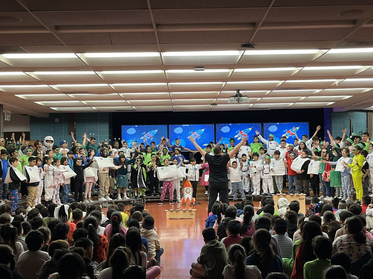 Ms. Bailey tweet media