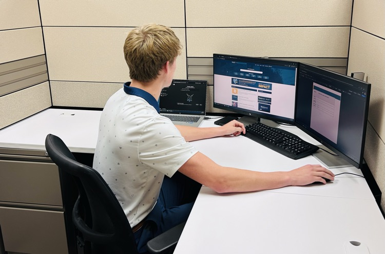 Thank you to Busey Wealth Management for such a wonderful senior internship for Mason Orton in his Workplace Learning class this year! He has gained so much career experience through this program!