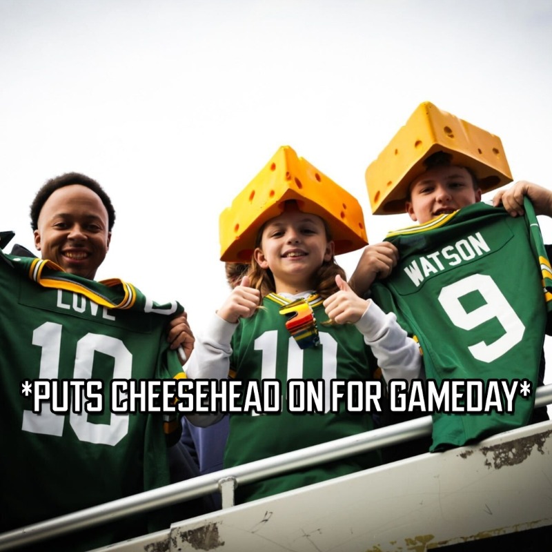 packers's tweet photo. OFFICIALLY GAMEDAY IN GREEN BAY! https://t.co/mlacFYF4fy