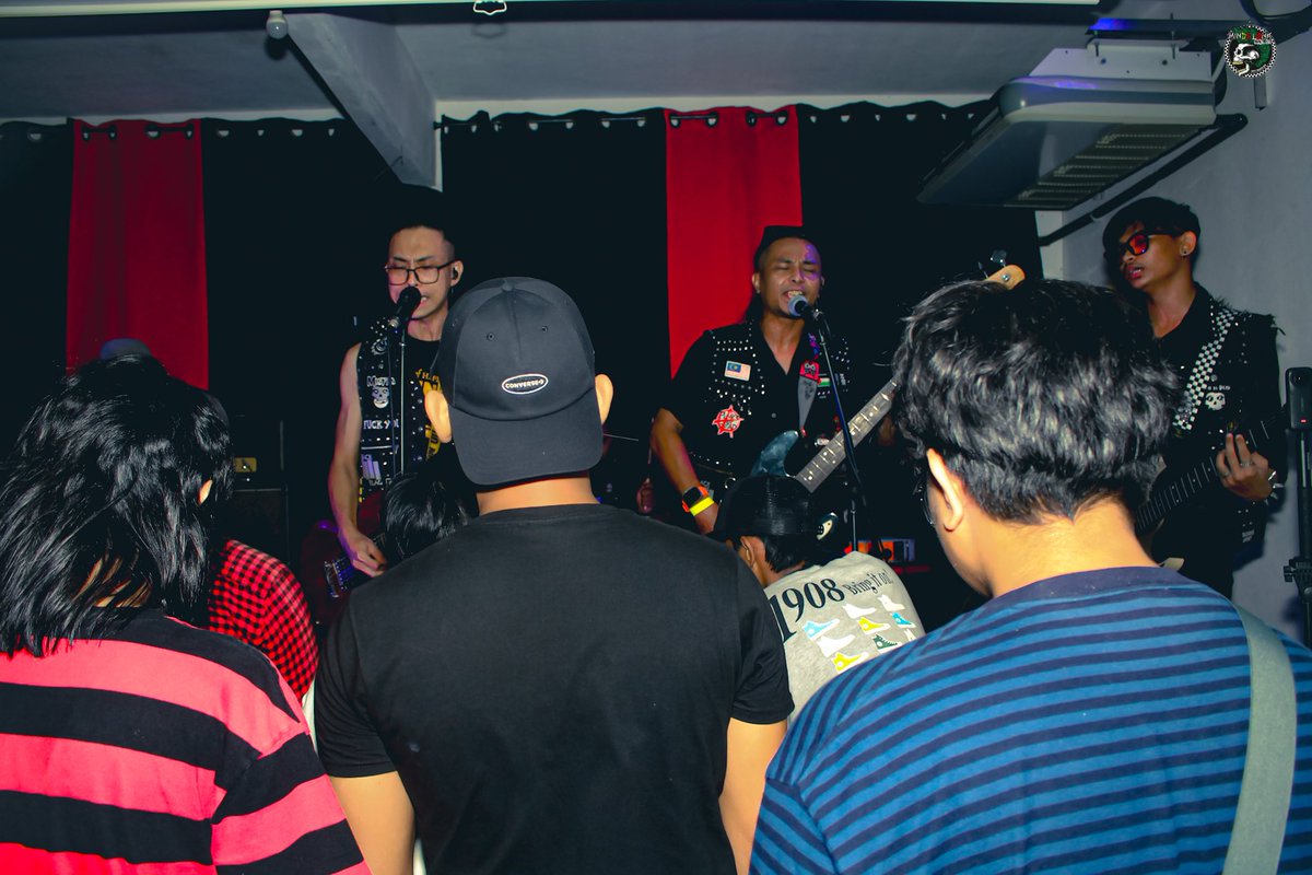 wearemindblank's tweet photo. Ruas Store, Penang https://t.co/5tkJwKErbG