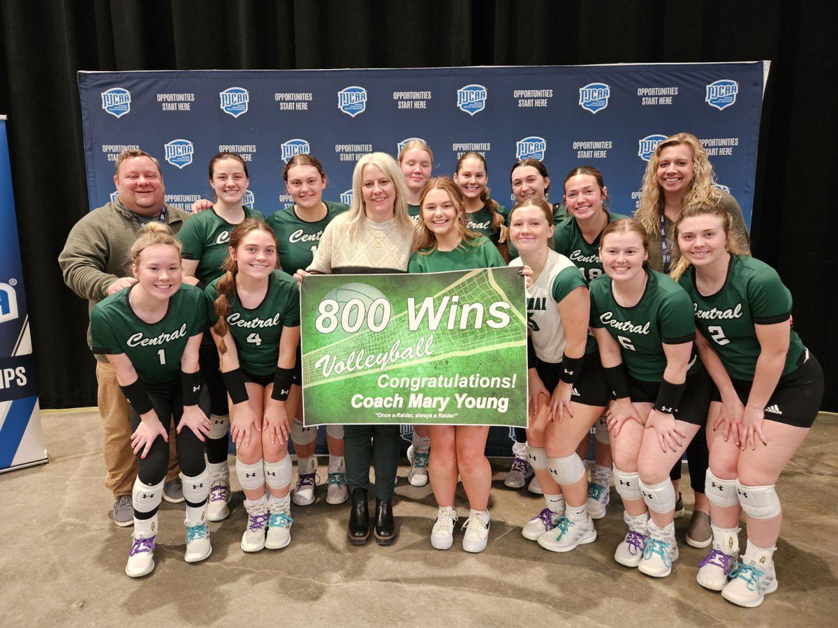 RAIDERS WIN IN 5! We have one match off and we’re back at it! Shout out to Coach Young for her 800th win! #yeahC #rollraiders
