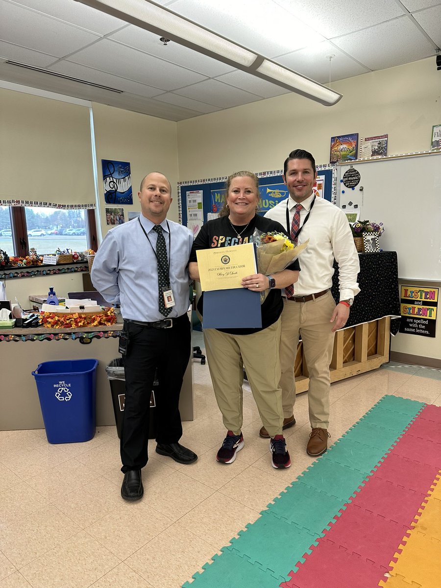 Memorial Elementary tweet media