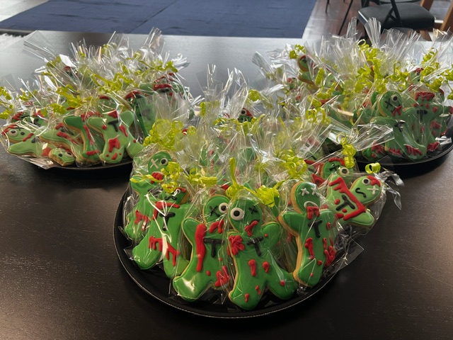 Torn Banner Studios tweet media