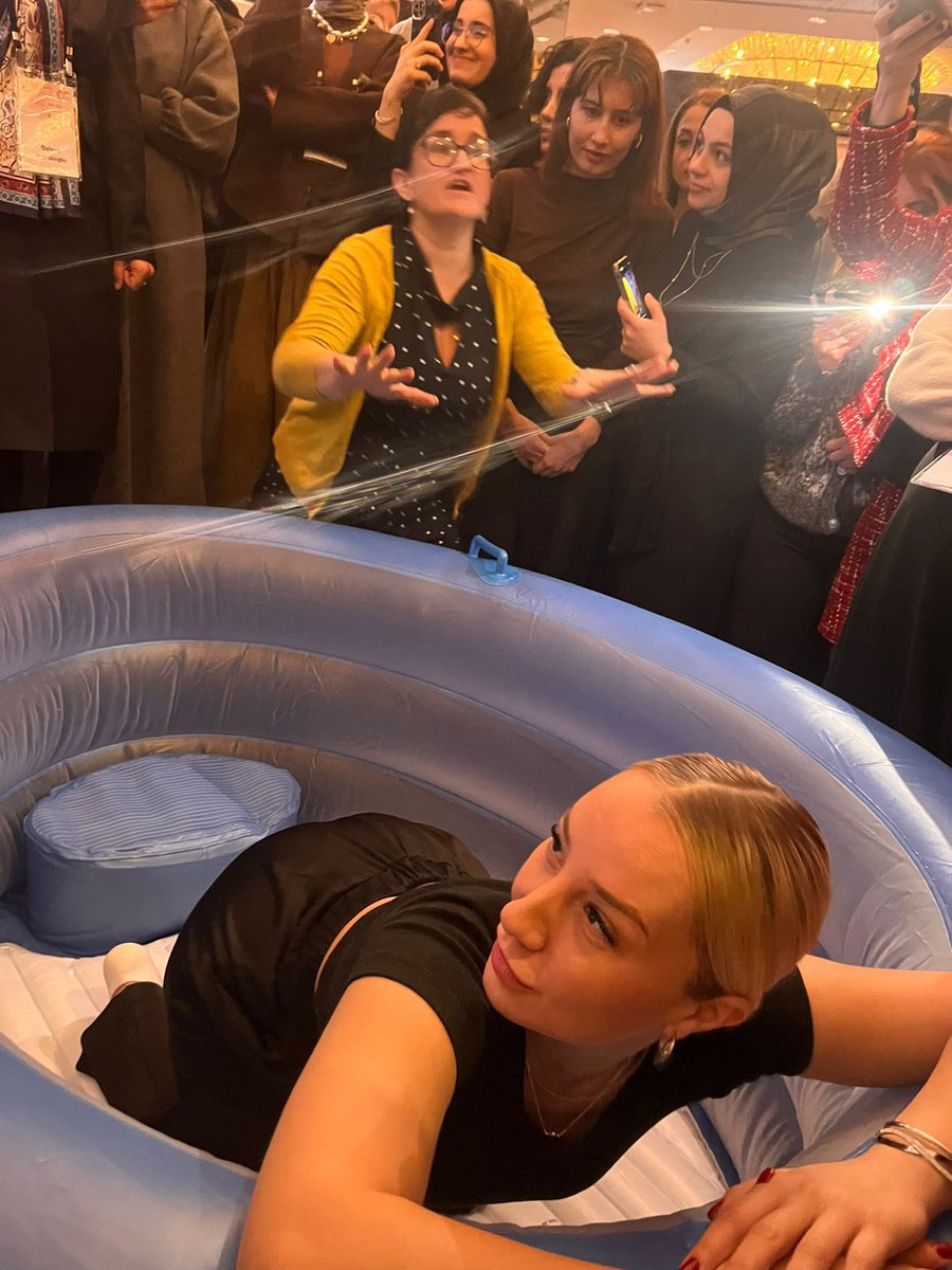 Our very own <a href="/ACBmidwife/">✨Dr Anna Byrom✨She/Her #NTFS2019</a> delivering her first workshop on #Waterbirth today in Turkey at <a href="/AnadoluEbeler/">Anadolu Ebeler Derneği</a> congress! 

#midwifery #midwives