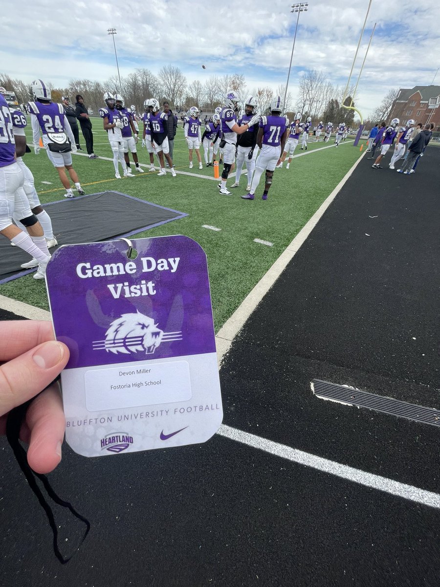 devonmiller07's tweet photo. Blessed to receive my second offer to play college football at Bluffton University. Thank you @coach_shank05 and @CoachMNardo for the opportunity! 🟣⚪️
#AGTG https://t.co/xYNZMtIMIz