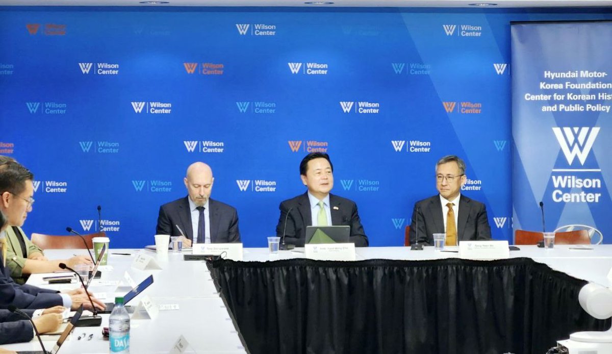 Korean Embassy DC (@rokembdc) on Twitter photo Amb. Cho engaged with <a href="/TheWilsonCenter/">The Wilson Center</a> (<a href="/Korea_Center/">Korea Center</a>) and KAIS to discuss the post-election impacts on global issues, including economic and security concerns in the Indo-Pacific. The 🇰🇷🇺🇸 Alliance will remain strong and robust! Amb. Cho engaged with <a href="/TheWilsonCenter/">The Wilson Center</a> (<a href="/Korea_Center/">Korea Center</a>) and KAIS to discuss the post-election impacts on global issues, including economic and security concerns in the Indo-Pacific. The 🇰🇷🇺🇸 Alliance will remain strong and robust!