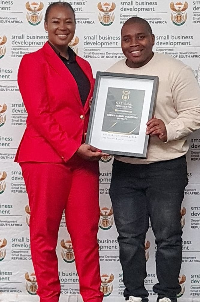 Sbewu_Global's tweet photo. Recognition award for our participation in the national presidential awards by minister of small business development, Stella Ndabedi-Abrams. https://t.co/dhyNFuX6o2