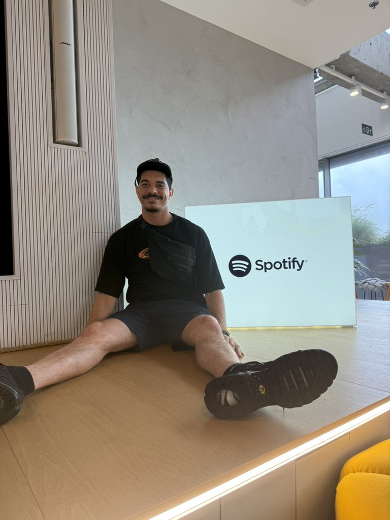 Mu540's tweet image. Grandão no Spotify