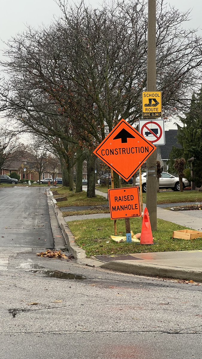 gamarakone's tweet photo. @cityoftoronto Was this necessary?   City tells you to park on the street so that they can repair the walkway and parking fuy wants to gets his quota in. Shame @TPSOperations https://t.co/NKhm4lSWIQ