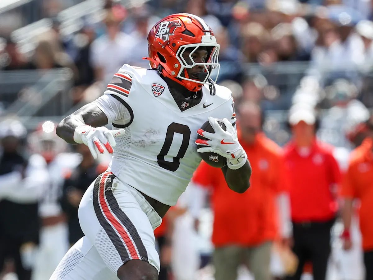 SleeperCFB (@sleepercfb) on Twitter photo Harold Fannin Jr. is putting up insane numbers as a Tight End 👀
🟠1,170 Receiving Yards (2nd in FBS)
🟤9 Total TDs
🟠14.1 Average Yards per Reception
(<a href="/BG_Football/">BGSU Football</a> / <a href="/fannin_jr/">H.FANNINJR</a> / <a href="/CoachBayer_/">Alex Bayer</a>) Harold Fannin Jr. is putting up insane numbers as a Tight End 👀
🟠1,170 Receiving Yards (2nd in FBS)
🟤9 Total TDs
🟠14.1 Average Yards per Reception
(<a href="/BG_Football/">BGSU Football</a> / <a href="/fannin_jr/">H.FANNINJR</a> / <a href="/CoachBayer_/">Alex Bayer</a>)