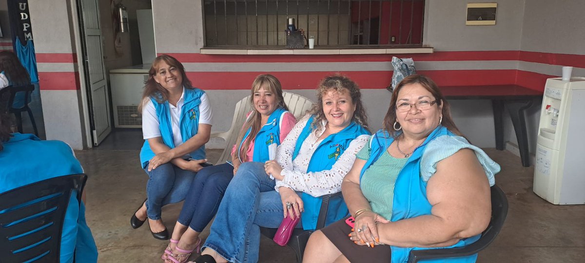 nicolasgodoy622's tweet photo. 📍POSADAS
Hoy por la tarde, junto a docentes del Nivel Inicial y Nivel Secundario se realizó la ACTUALIZACIÓN ACADÉMICA EN SINDICALISMO, POLÍTICA Y PEDAGOGÍA DE LA UDPM.

UDPM-ADoMis 
Gestión Rubén Darío "Grillo" Caballero https://t.co/ZGbjYqONKB