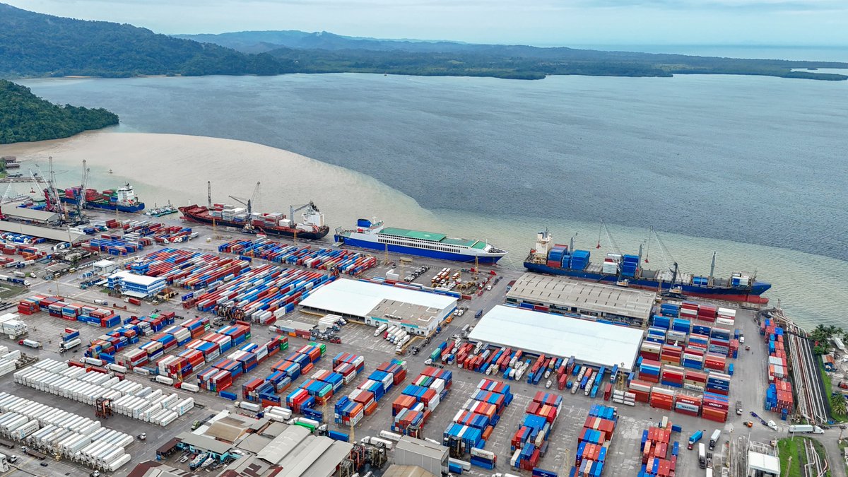 santotomasport's tweet photo. ✅ Actualmente estamos trabajando de manera intensa para regular el flujo de la carga afectada por las interrupciones efectuadas a causa de la #TTSARA cumpliendo con las recomendaciones de las Autoridades competentes. https://t.co/vbx87FOhzp