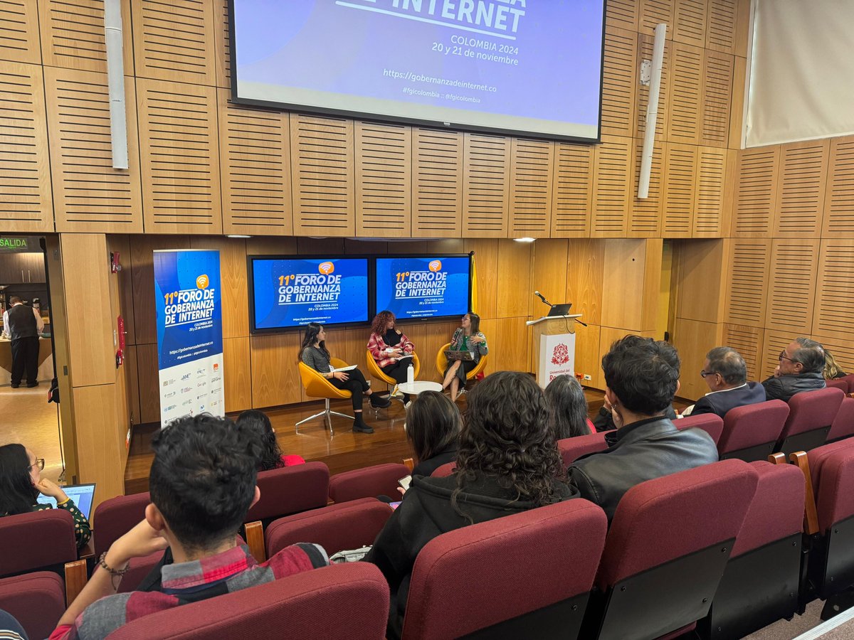 🛜🔴#EnVivo #Día2 | Únete a la conversación del 11º Foro Colombiano de Gobernanza de Internet #FGIColombia2024 📺acortar.link/qJIuRa  

#EnEsteMomento Derechos Humanos. Promoción de los derechos humanos e inclusión en la era digital.
<a href="/centroISUR/">Centro ISUR</a> <a href="/Colnodo/">Colnodo</a> <a href="/ISOC_LAC/">Internet Society LAC</a> <a href="/GuteMonik/">Gute Mónik</a>