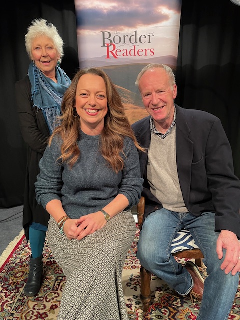 Another sold out 'Land Lines' reading at one of the loveliest of intimate venues <a href="/staveleyrht/">Staveley Roundhouse</a> #Theatre  Readers reunited: Stephen with Helen <a href="/HelsLongworth/">Helen Longworth</a> &amp; Roberta #Cumbria #Arts #Literature #thearchers Visit theborderreaders.co.uk for final tour dates!