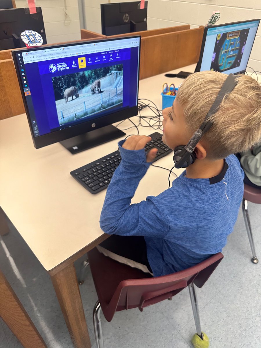 HoldenTheTech's tweet photo. First graders took a virtual field trip to the San Diego Zoo 🐘 🐧 🦒 Exploring faraway places and discovering the wonders of wildlife - all from our computer lab! 🌎 🌟 Plus, we learned how to stay safe while exploring online! https://t.co/8O9lukFPag