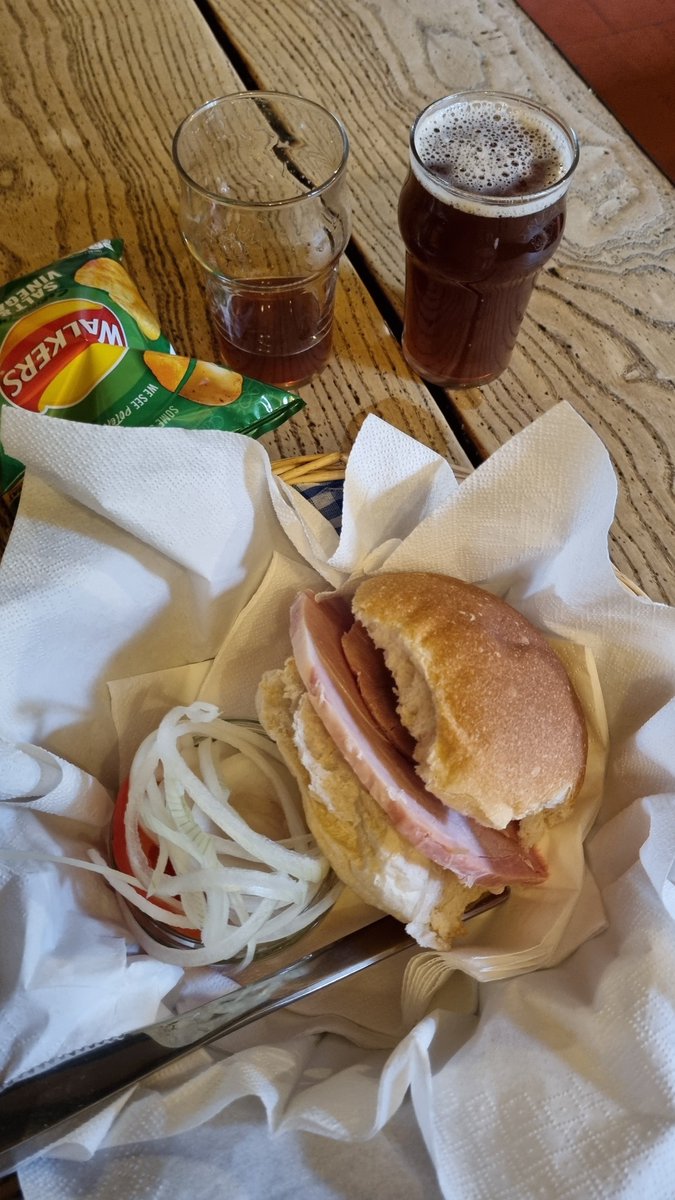 Commute Club tweet media