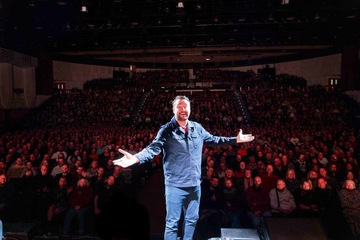 Jason Manford (@jasonmanford) on Twitter photo Incredible evening down in Plymouth last night. Great to see a new comic I’d not seen before in support <a href="/sarahecallaghan/">Sarah Callaghan</a>. Will be back down in Taunton, Cornwall, Bath & Bristol next September, more details soon!
Cardiff tonight! Incredible evening down in Plymouth last night. Great to see a new comic I’d not seen before in support <a href="/sarahecallaghan/">Sarah Callaghan</a>. Will be back down in Taunton, Cornwall, Bath & Bristol next September, more details soon!
Cardiff tonight!