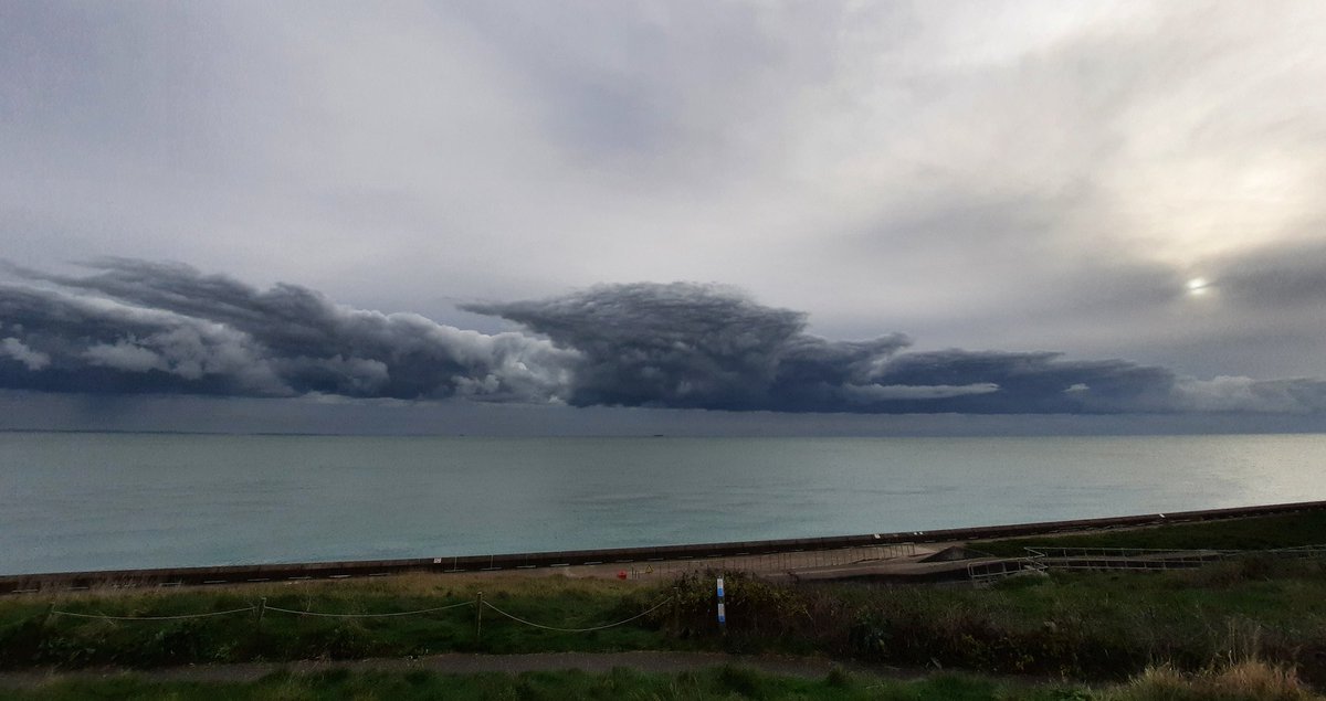Some impressive clouds offshore from Samphire Hoe today.