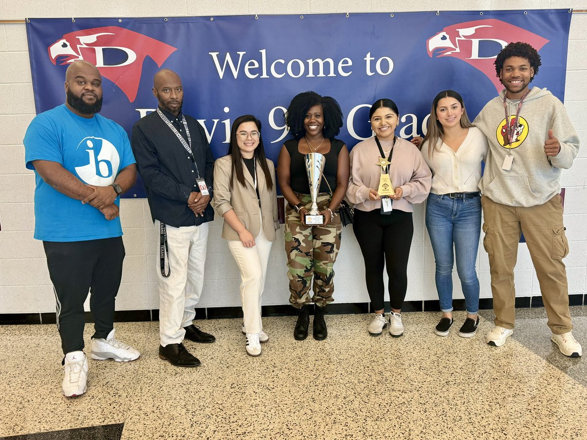 VWill_Biology's tweet photo. ✨Davis 9 Biology Team‼️🥳🥳🥳
Awards: 🏆High School Most Improved on their SMART GOAL and 🏆High School Highest Achievement on their SMART GOAL - Fall 2024-2025
Way to go Team‼️👏🏾👏🏾👏🏾👏🏾🥳🥳 @Davis9_AISD @AISD7_12Science https://t.co/o644IL0WSK