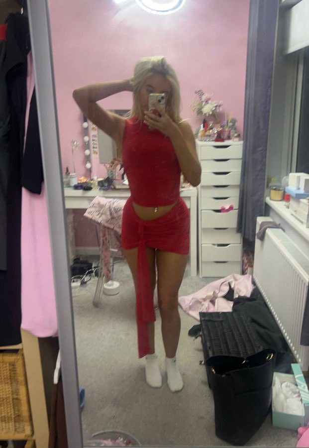 Aymey👸🏼 tweet media