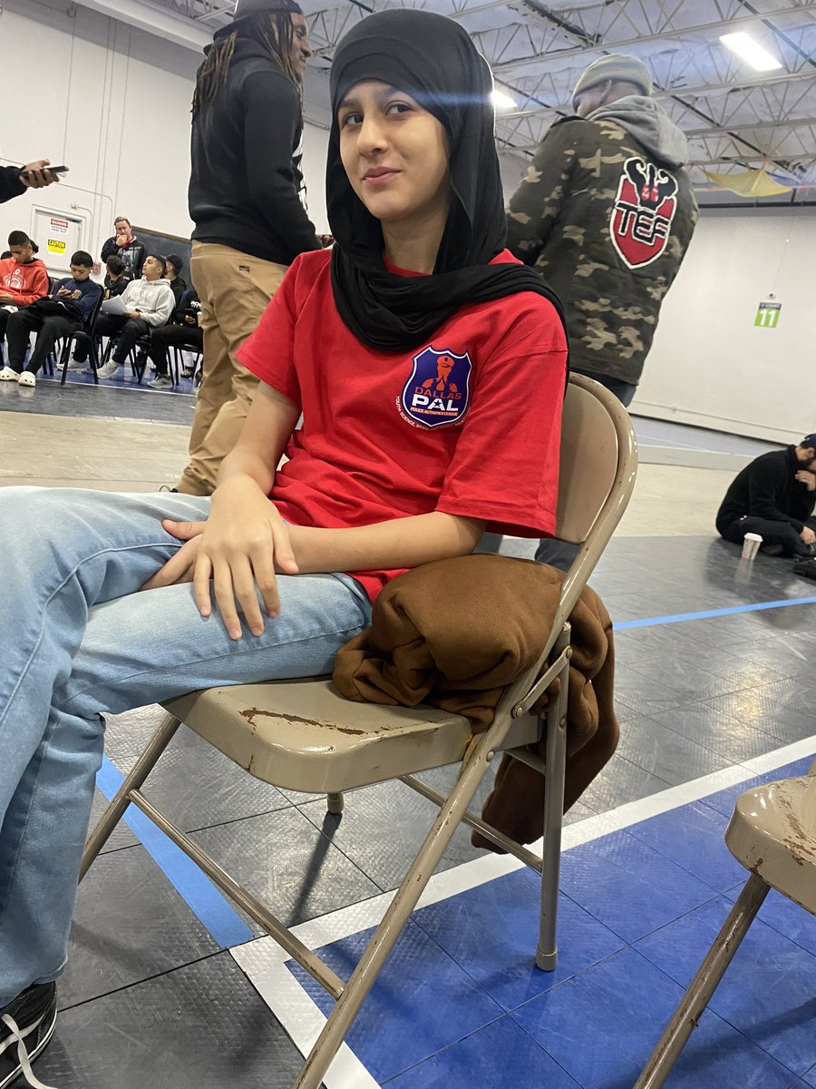 DallasPAL's tweet image. 🥊 Our #PAL youth boxers from the @DallasParkRec Forest Audelia North gym hit the scales this morning at weigh-ins for the 2024 Texas State Silver Gloves Box Off!  Stay tuned for updates as they gear up to compete! #YouthBoxing #WeighInDay #FutureChampions