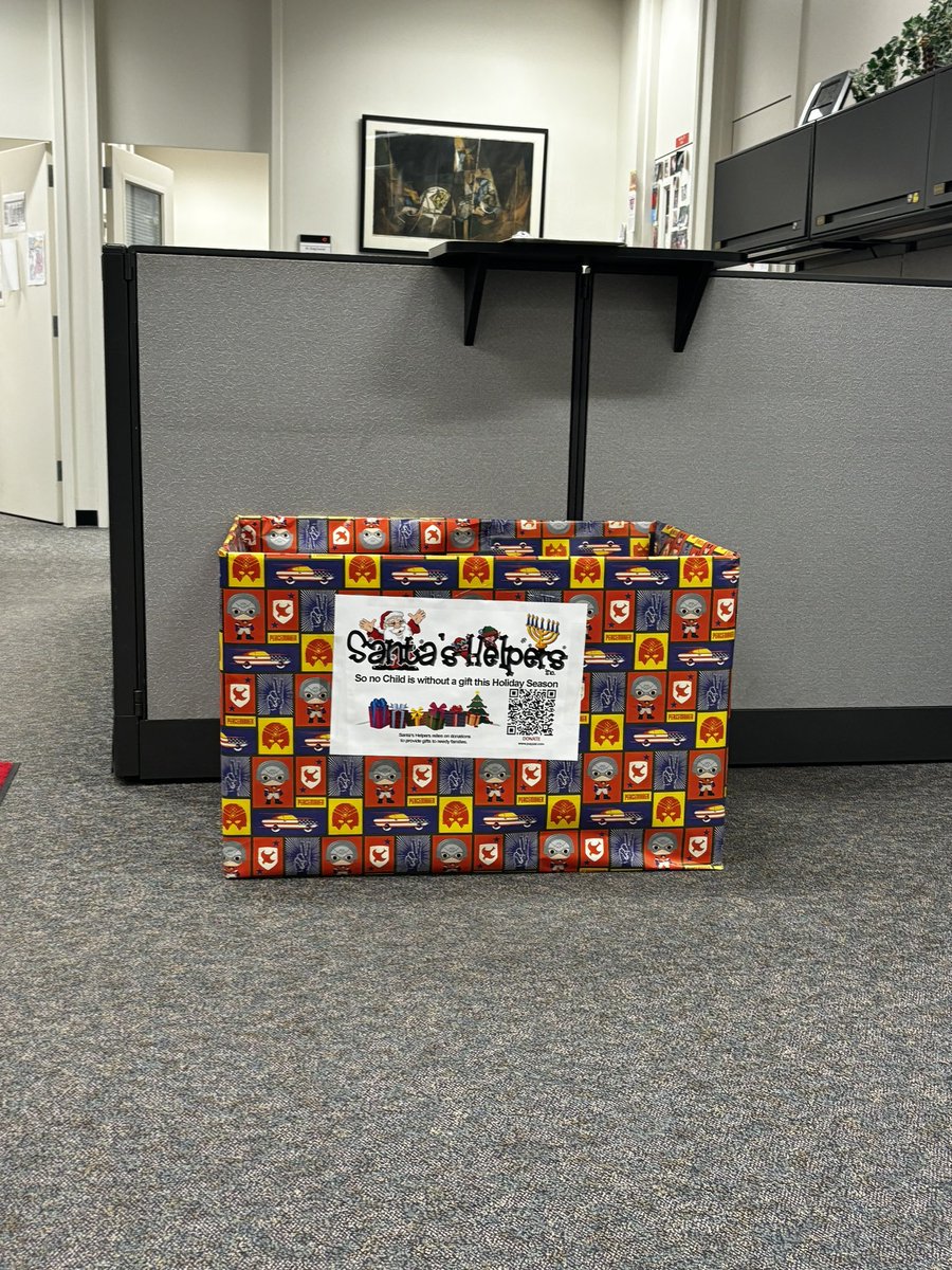 SIUEPsychClub's tweet photo. The toy donation box is up! Go check it out in the Psychology Office (AH 0118). The box will be open for donations until the end of finals week. We can’t wait to see what everyone donates! 🧸🪁🪀 https://t.co/GbWapwzCx5
