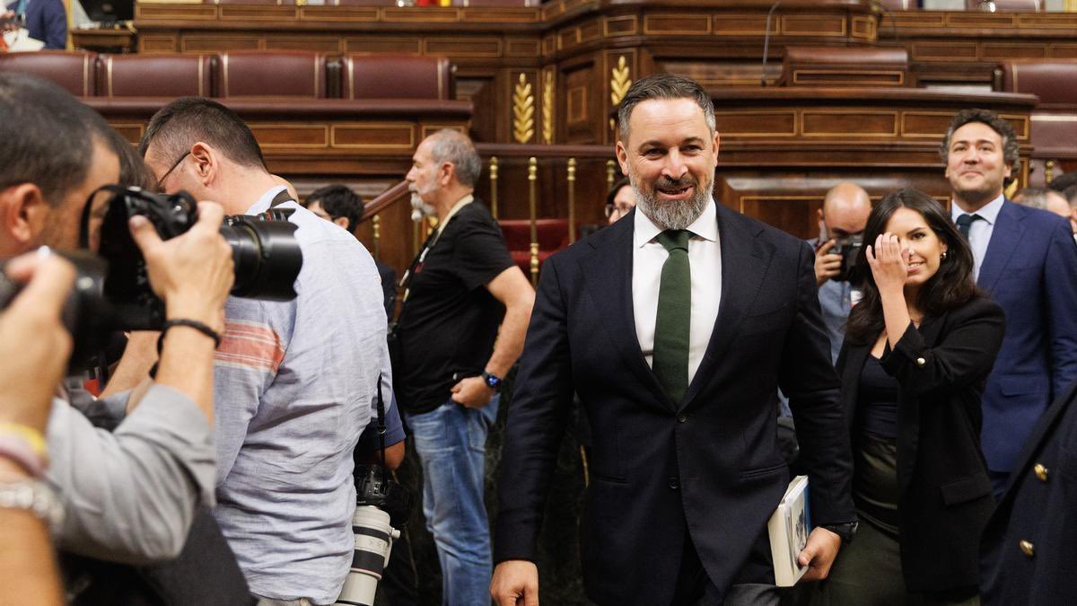 Ha pasado desapercibido con el proyecto de Ley fiscal, pero es que se hoy se ha convalidado el Real Decreto-ley por el que se adoptan medidas urgentes de respuesta ante los daños causados por la DANA.

Los 33 de VOX han votado en contra. No ha habido peor gente en política nunca.