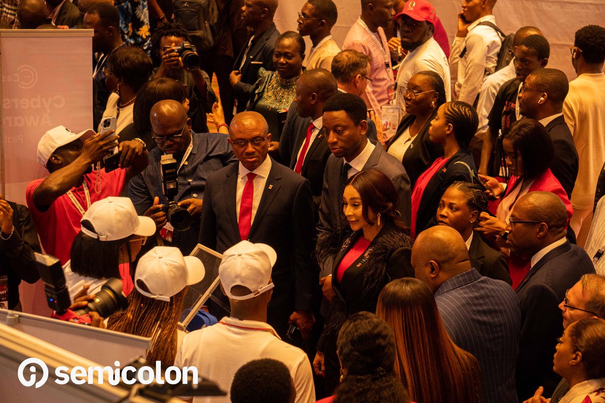 semicolonafrica's tweet photo. As part of our drive to position people to thrive and lead, we were delighted to participate as exhibitors at the @ZenithBank Tech Fair 2024, themed Future Forward 4.0. πͺπΌ
#SemicolonAfrica #zenithtechfair #zenithtechfair2024 https://t.co/2hheaon9n4