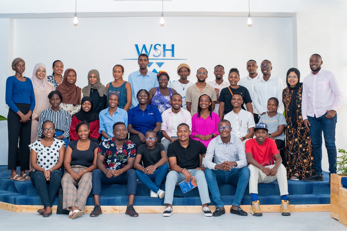 wsh_mombasa's tweet photo. #DigiTalents is here 🎉
On Tuesday, all 20 participants met for the first time and officially kicked off the programme. Special thanks to Wendy Ong'are, Program Manager at @FNF_Kenya, for joining us & sharing how FNF and @Westerwelle_F are creating opportunities across our hubs. https://t.co/yB3fLodz6o