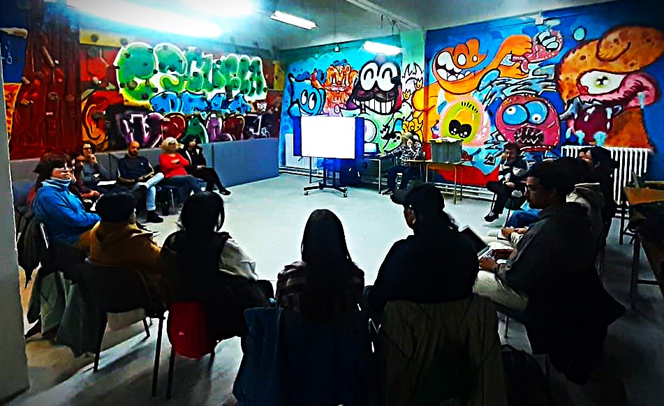 GRACIAS infinitas a <a href="/prospe_la/">La Prospe</a> por acogernos ayer para nuestra octava sesión del curso, dedicada al tema: "Escuelas populares: aproximación histórica y realidad viva".

¡Fue un lujazo compartir la tarde! 

🫂❤️‍🔥