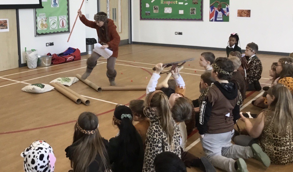What an awe-inspiring day our Y3 ‘Stone Age’ class had! Dressed in their most ancient primitive clothing, they acted out an adventure of discovery; used foam spears to ‘hunt’ their prey; studied prehistoric art and ended the day as a raucous tribal roar echoed round the school!