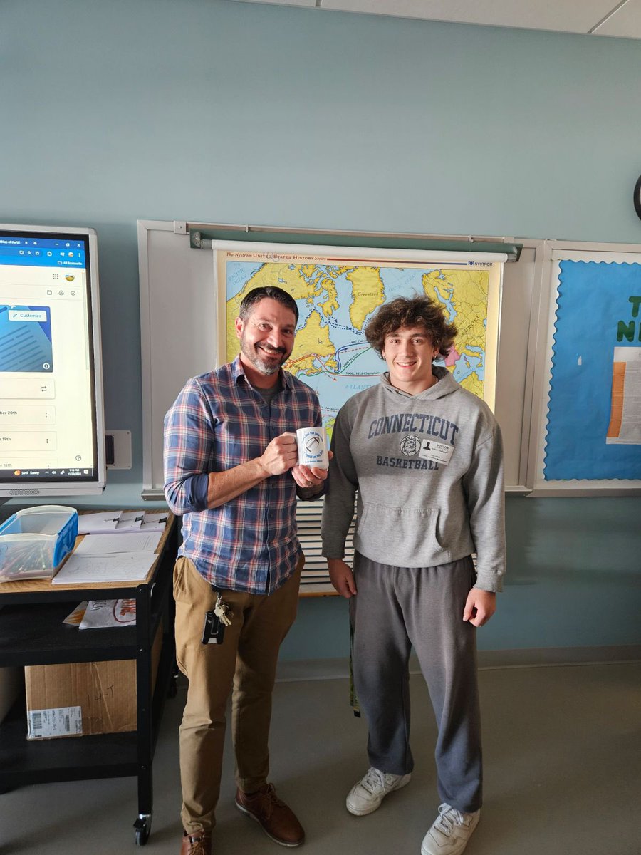 Mr. Bennett tweet media