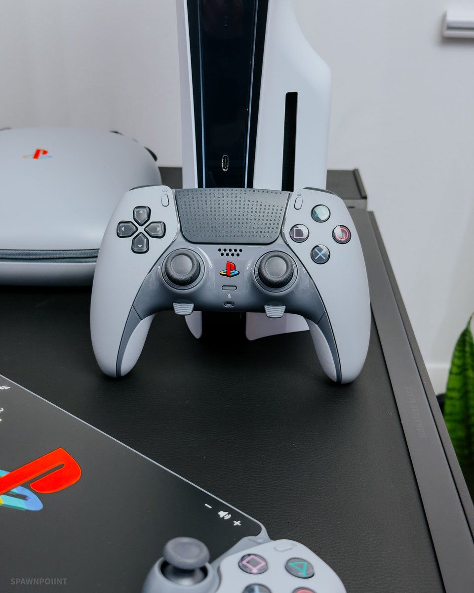 SpawnPoiint's tweet photo. The 30th Anniversary range is unreal 🤯

Best PS5 controllers yet? 💙 https://t.co/iytKyX6K59